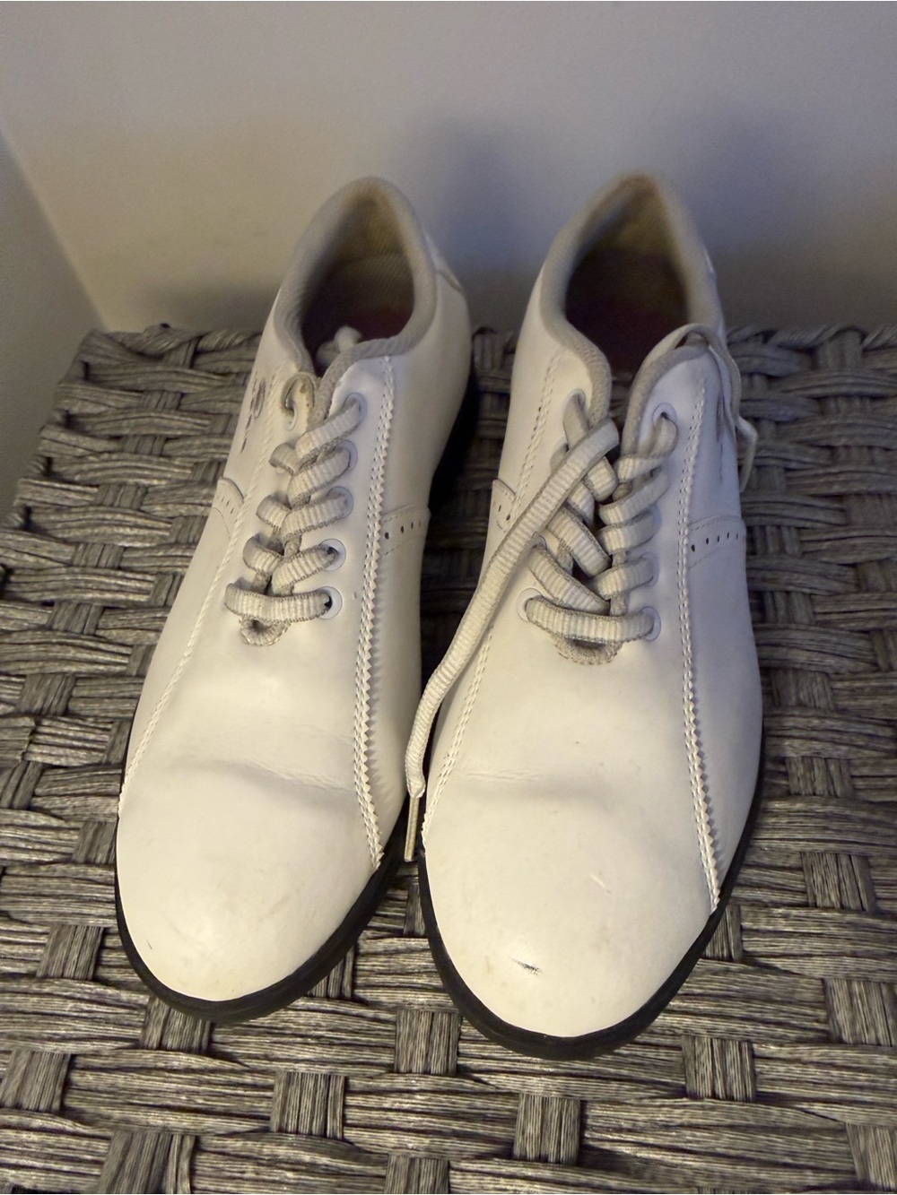 Golf Shoes - Women size 6.5